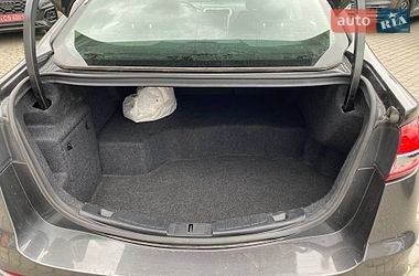 Седан Ford Fusion 2019 в Львове