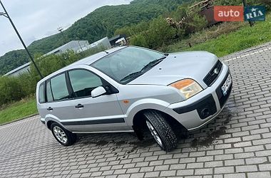 Хетчбек Ford Fusion 2006 в Долині