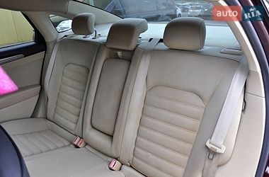 Седан Ford Fusion 2013 в Львове