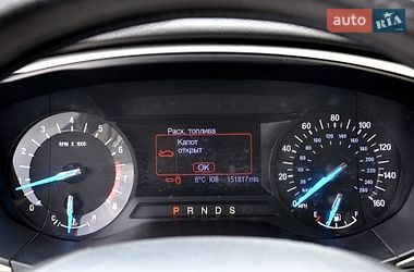 Седан Ford Fusion 2013 в Львове