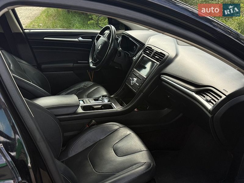 Седан Ford Fusion 2019 в Каменке-Бугской