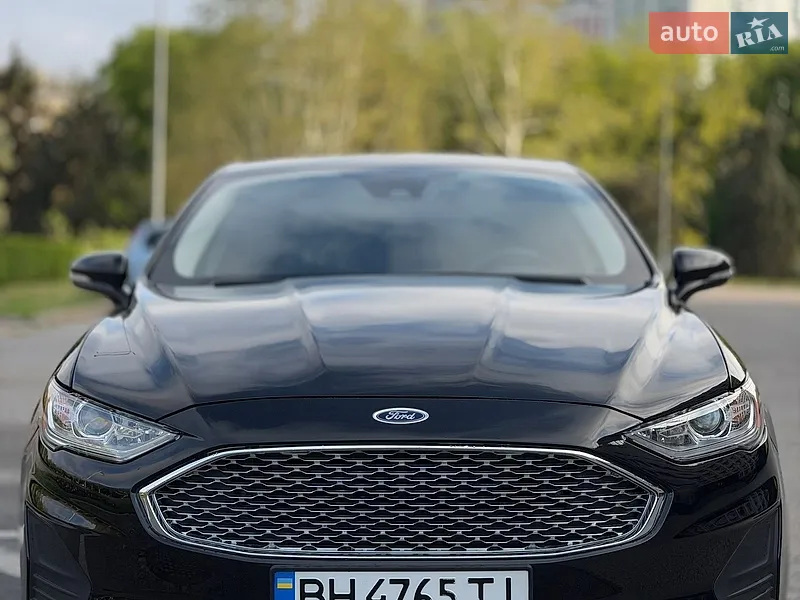 Ford Fusion 2019 VIN 3FA6P0LU2KR220401 фото оголошення 24 з 68