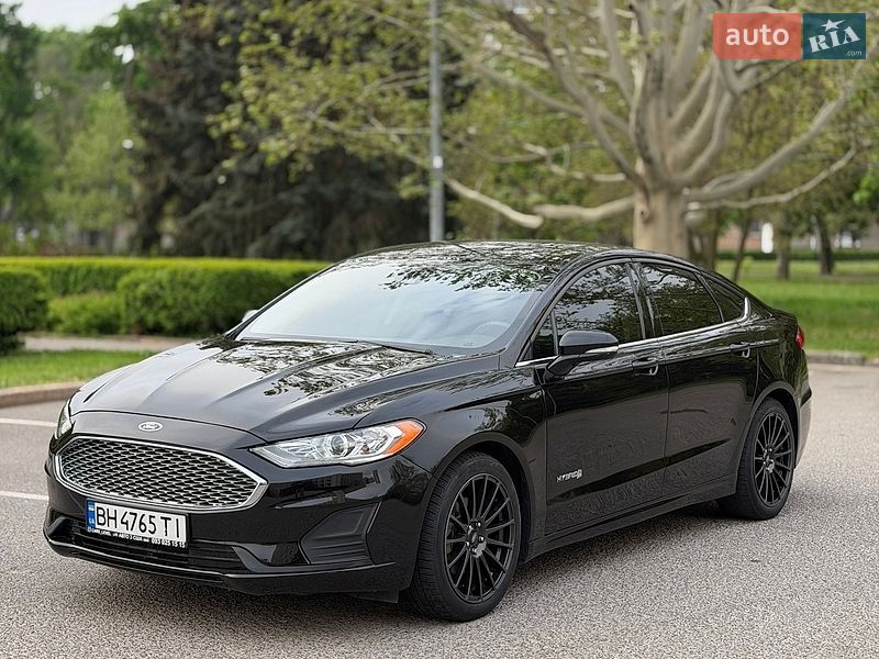Седан Ford Fusion 2019 в Одессе