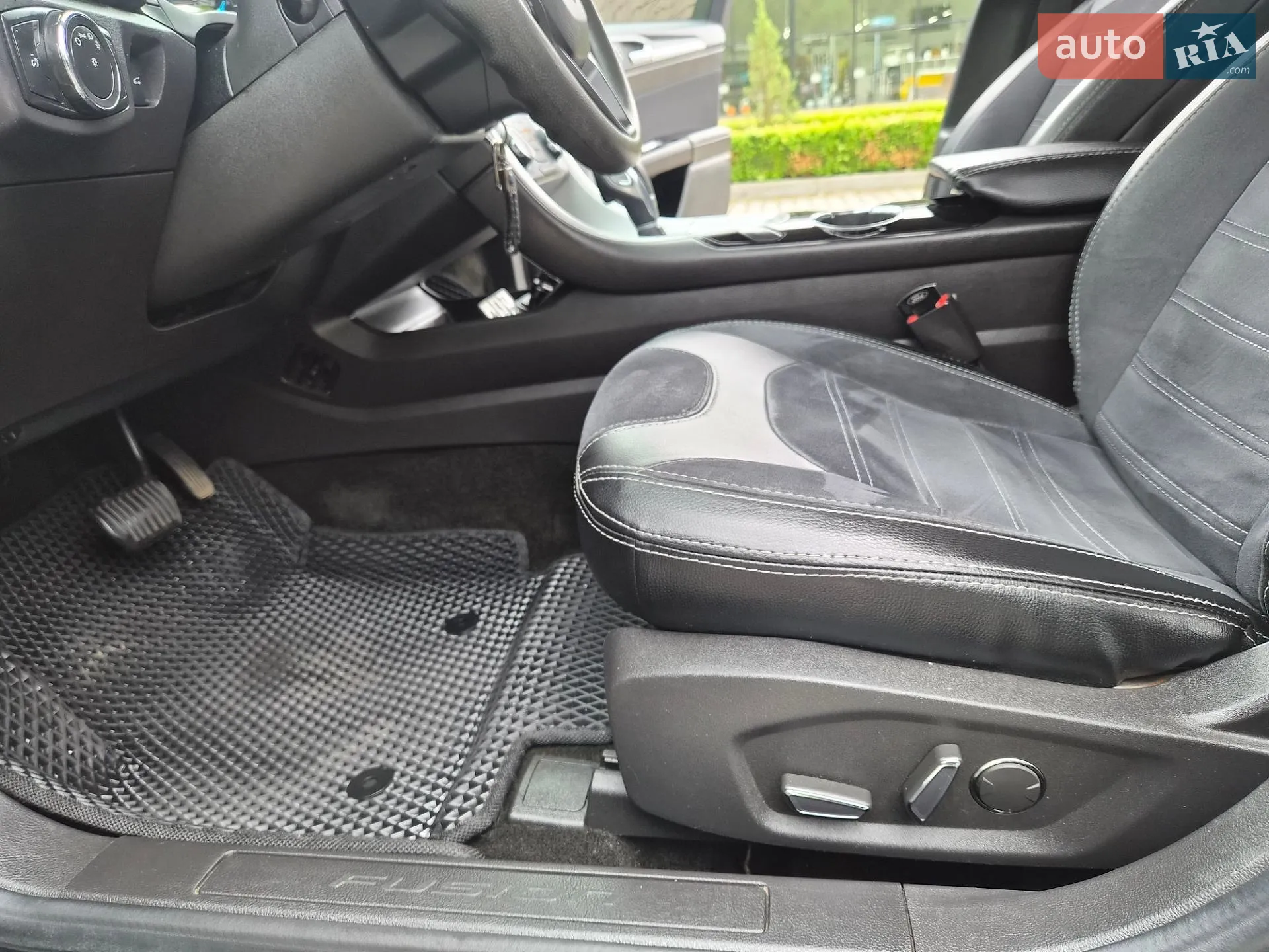 2015 Ford Fusion - мініатюра 18