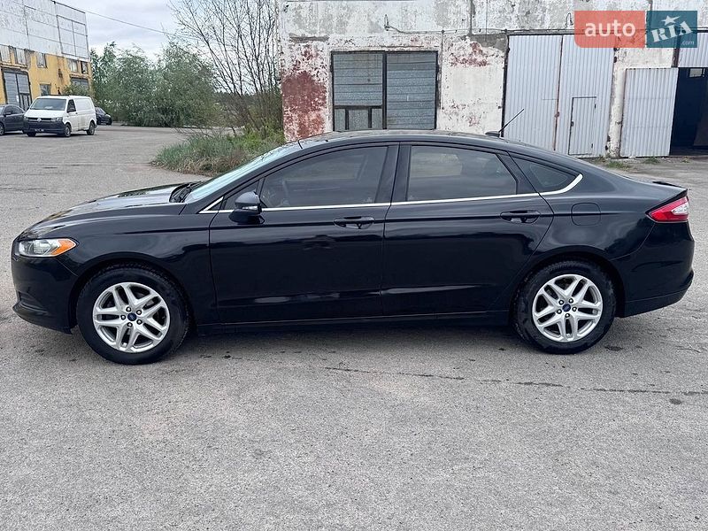 Седан Ford Fusion 2015 в Києві