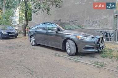 Седан Ford Fusion 2016 в Львові