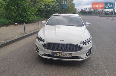 Седан Ford Fusion 2019 в Одессе