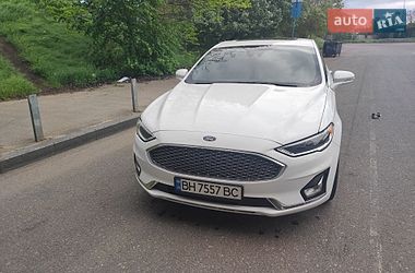 Седан Ford Fusion 2019 в Одессе
