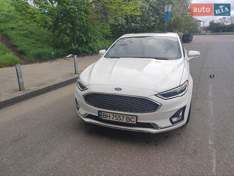 Седан Ford Fusion 2019 в Одессе