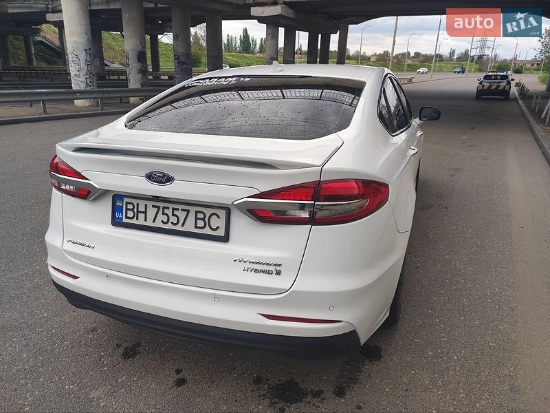 Седан Ford Fusion 2019 в Одессе
