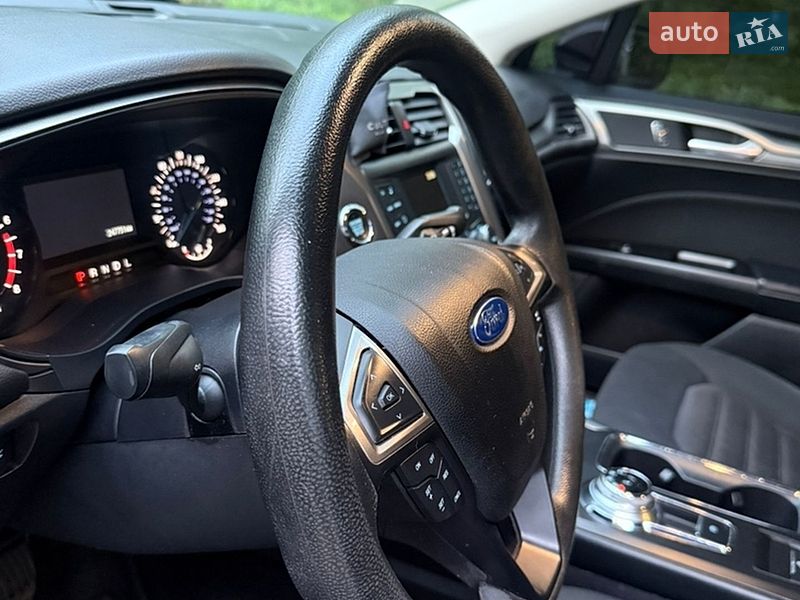 Седан Ford Fusion 2016 в Киеве