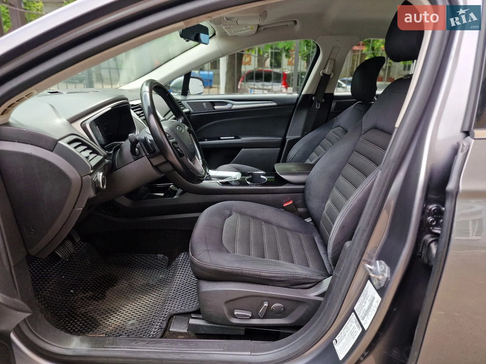 2014 Ford Fusion - мініатюра 36