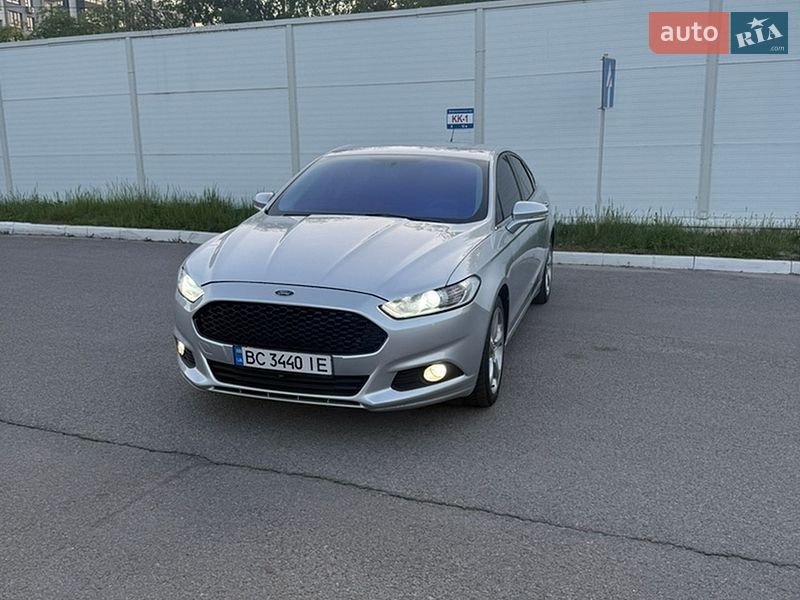 Ford Fusion 2016