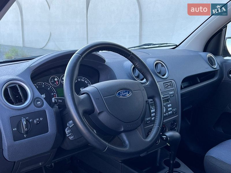 Хэтчбек Ford Fusion 2008 в Луцке