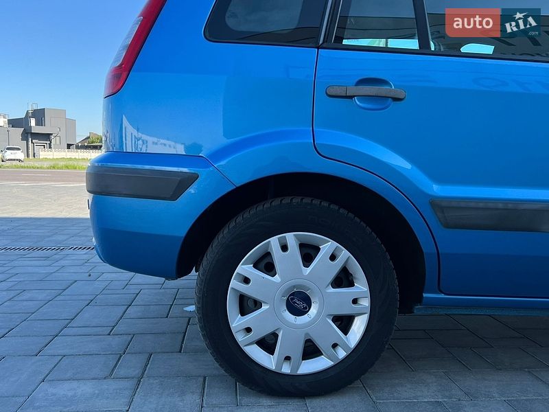 Хэтчбек Ford Fusion 2008 в Луцке