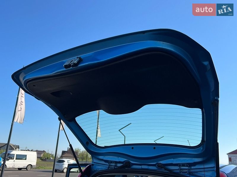 Хэтчбек Ford Fusion 2008 в Луцке