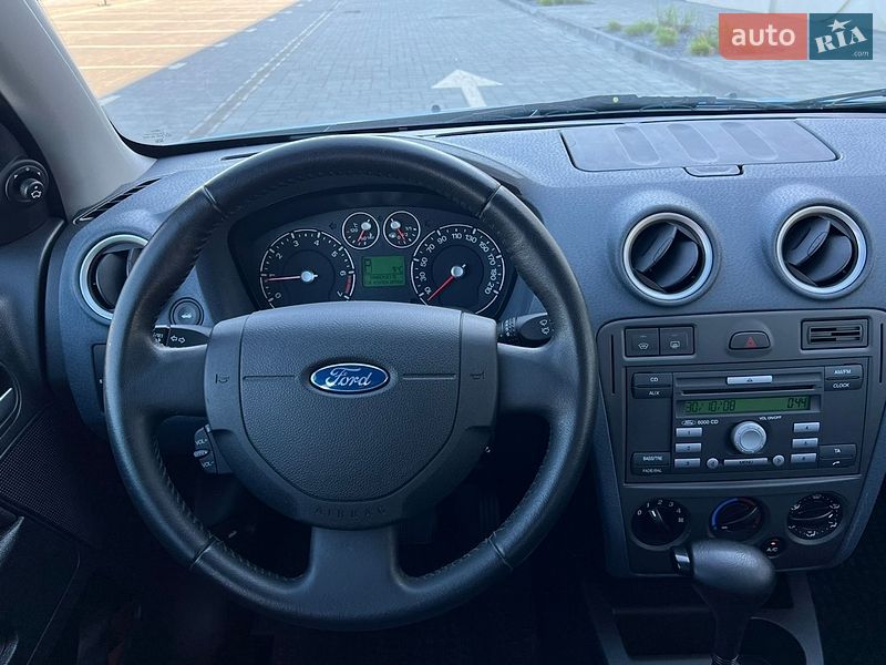 Хэтчбек Ford Fusion 2008 в Луцке