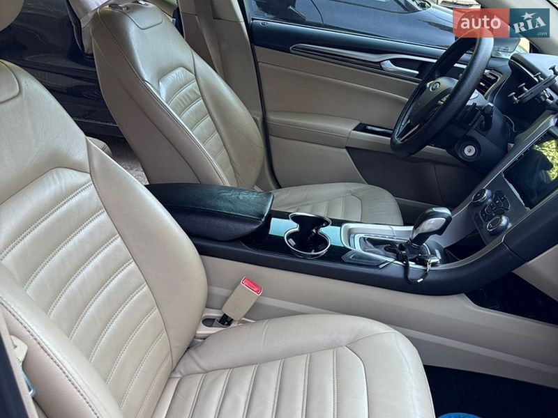 Седан Ford Fusion 2014 в Киеве