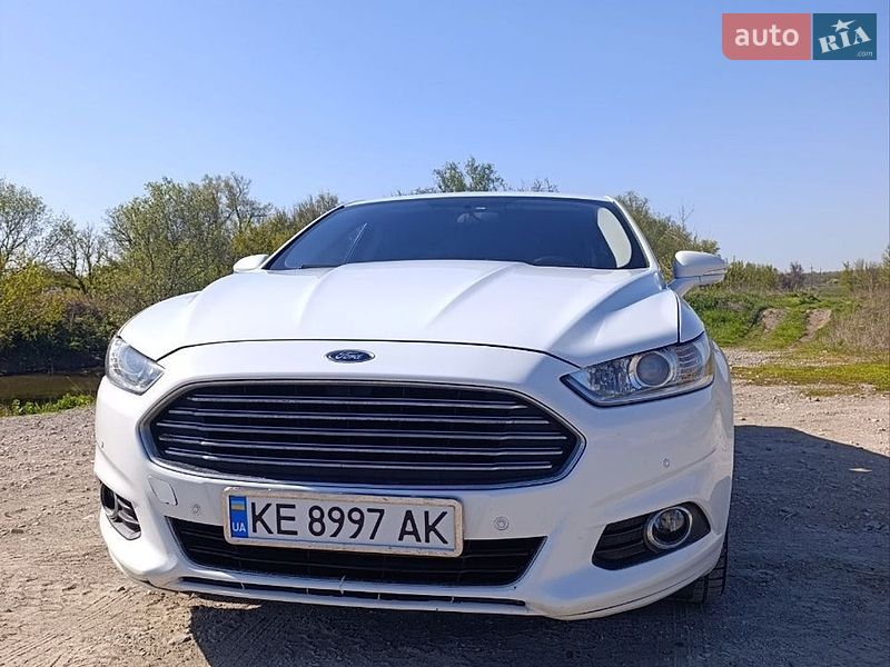 Ford Fusion 2016