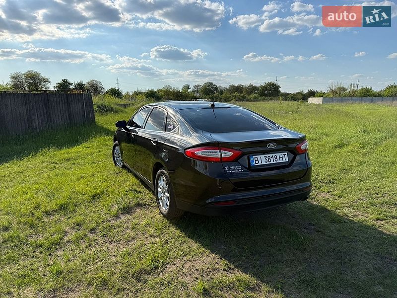 Седан Ford Fusion 2015 в Кременчуге