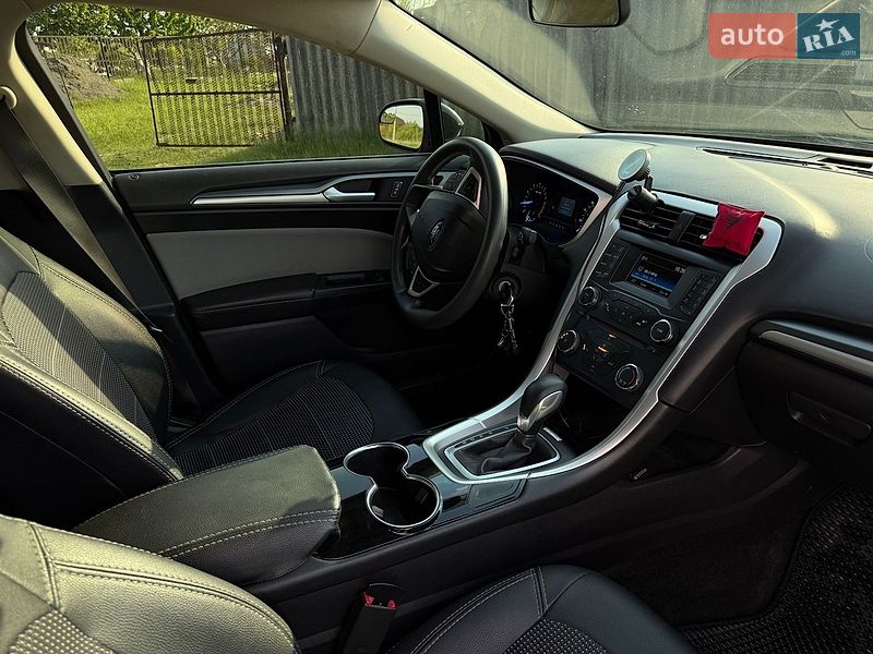Седан Ford Fusion 2015 в Кременчуге