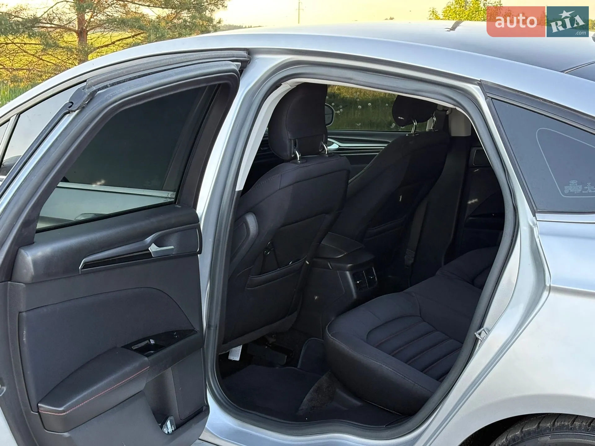 2014 Ford Fusion - мініатюра 28