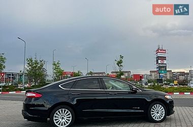 Седан Ford Fusion 2015 в Киеве фото 3 Седан Ford Fusion 2015 в Киеве