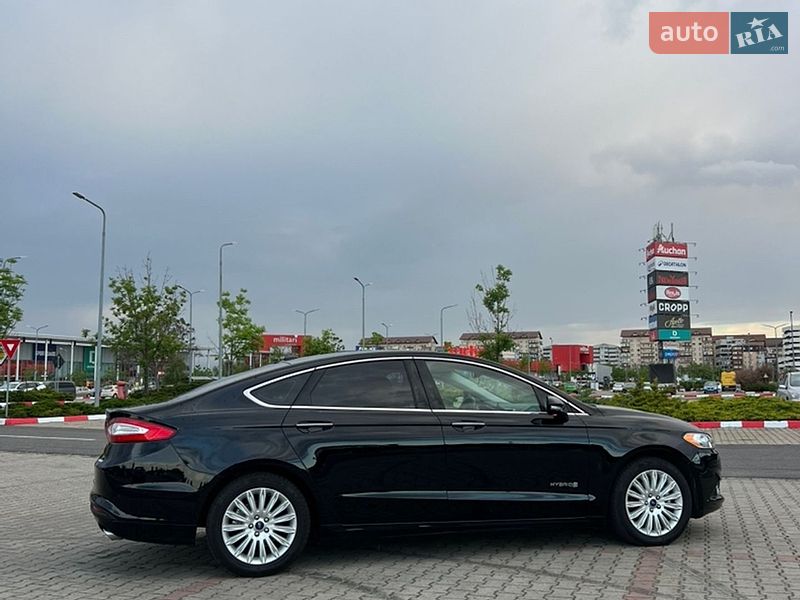Седан Ford Fusion 2015 в Киеве фото 3 Седан Ford Fusion 2015 в Киеве