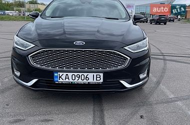 Седан Ford Fusion 2019 в Киеве