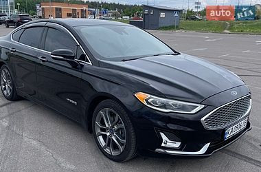 Седан Ford Fusion 2019 в Киеве