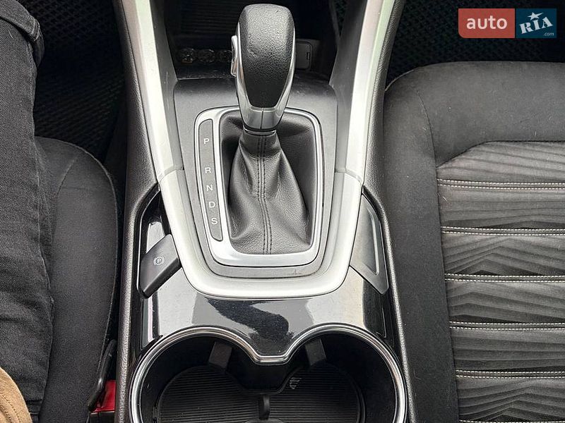 Седан Ford Fusion 2015 в Києві
