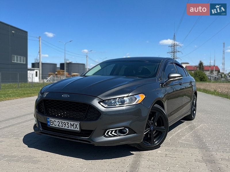 Седан Ford Fusion 2015 в Буську
