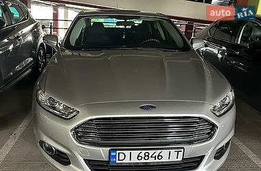 Седан Ford Fusion 2015 в Києві