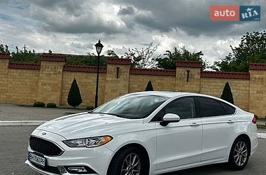 Седан Ford Fusion 2016 в Ізмаїлі