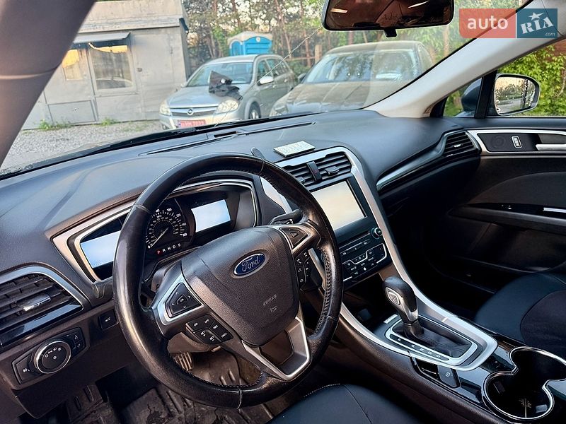 Седан Ford Fusion 2016 в Білій Церкві