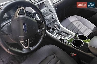Седан Ford Fusion 2013 в Кривом Роге