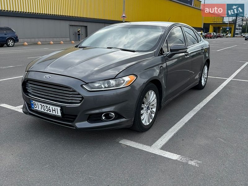 Седан Ford Fusion 2015 в Киеве