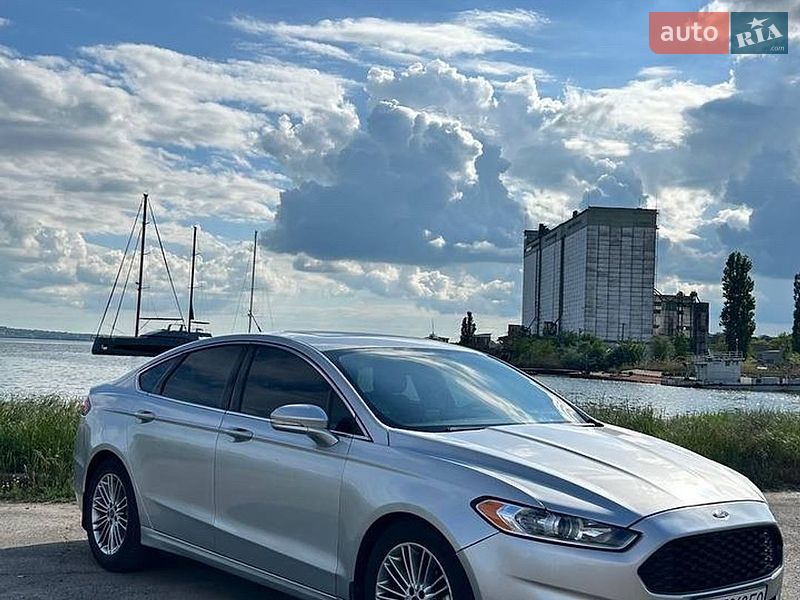 Седан Ford Fusion 2014 в Миколаєві