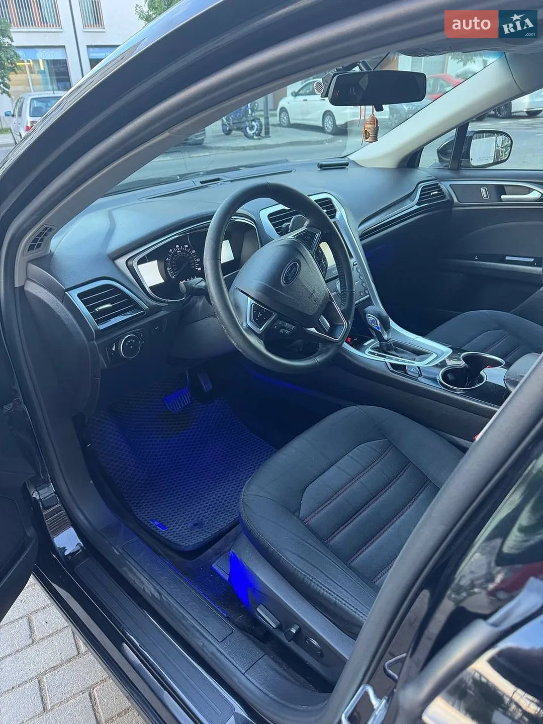 2016 Ford Fusion - мініатюра 23