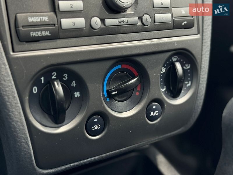 Хэтчбек Ford Fusion 2007 в Умани