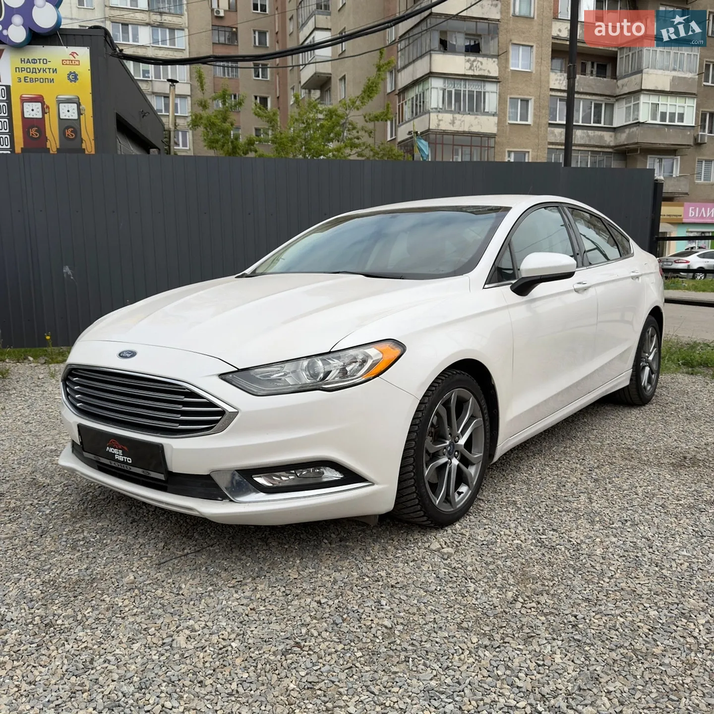 2017 Ford Fusion - мініатюра 2