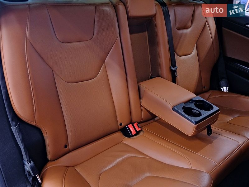 Седан Ford Fusion 2019 в Одесі