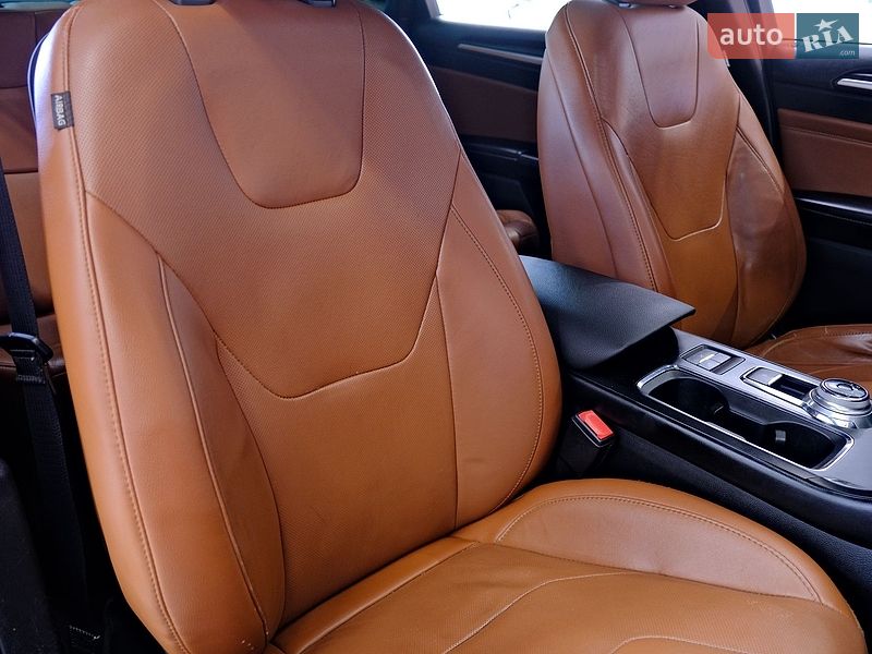 Седан Ford Fusion 2019 в Одесі