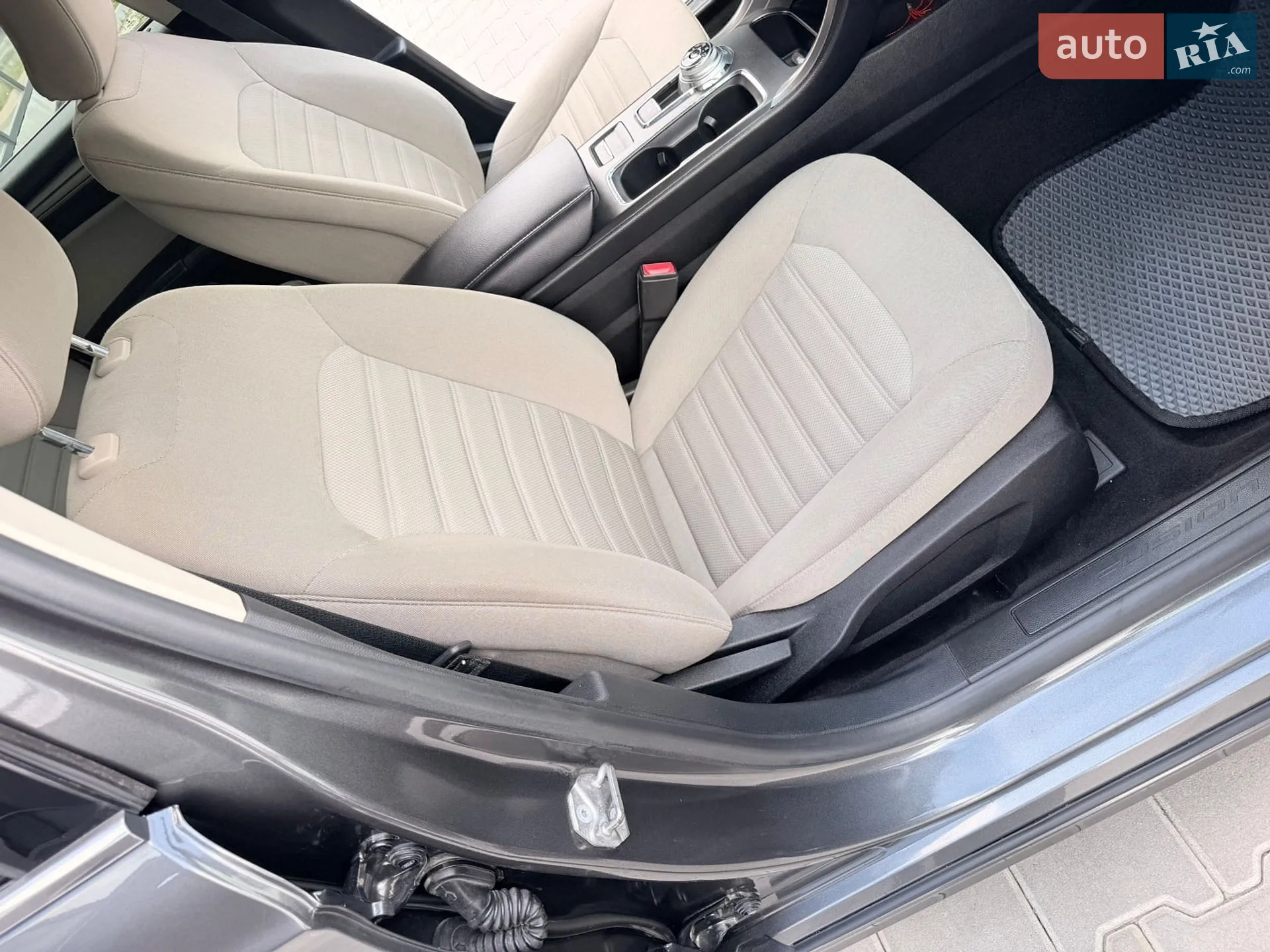 2019 Ford Fusion - мініатюра 39