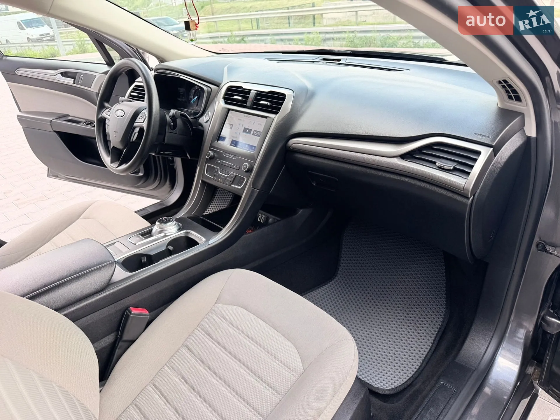 2019 Ford Fusion - мініатюра 40