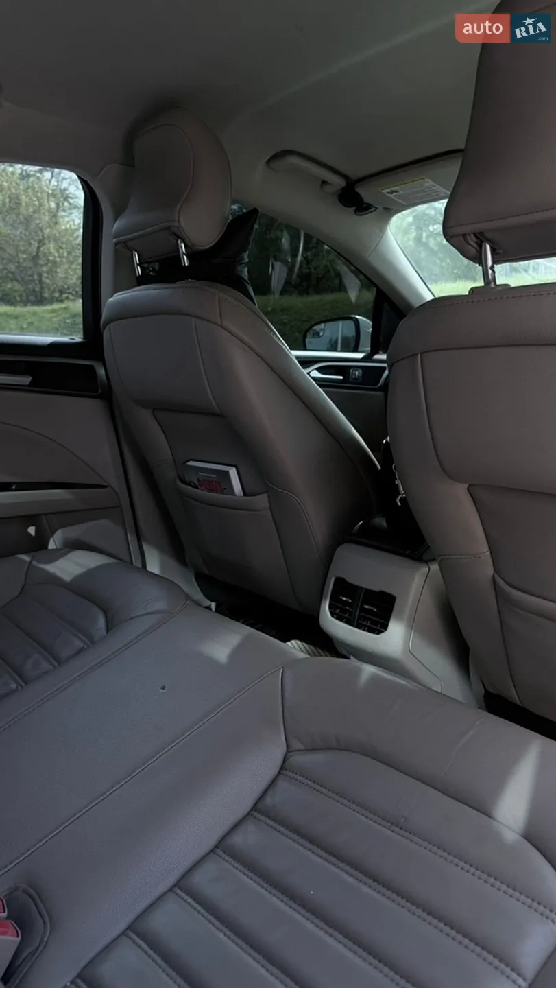2016 Ford Fusion - мініатюра 8