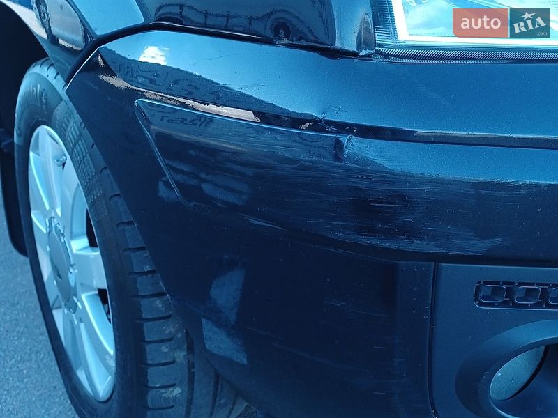 Хетчбек Ford Fusion 2011 в Києві