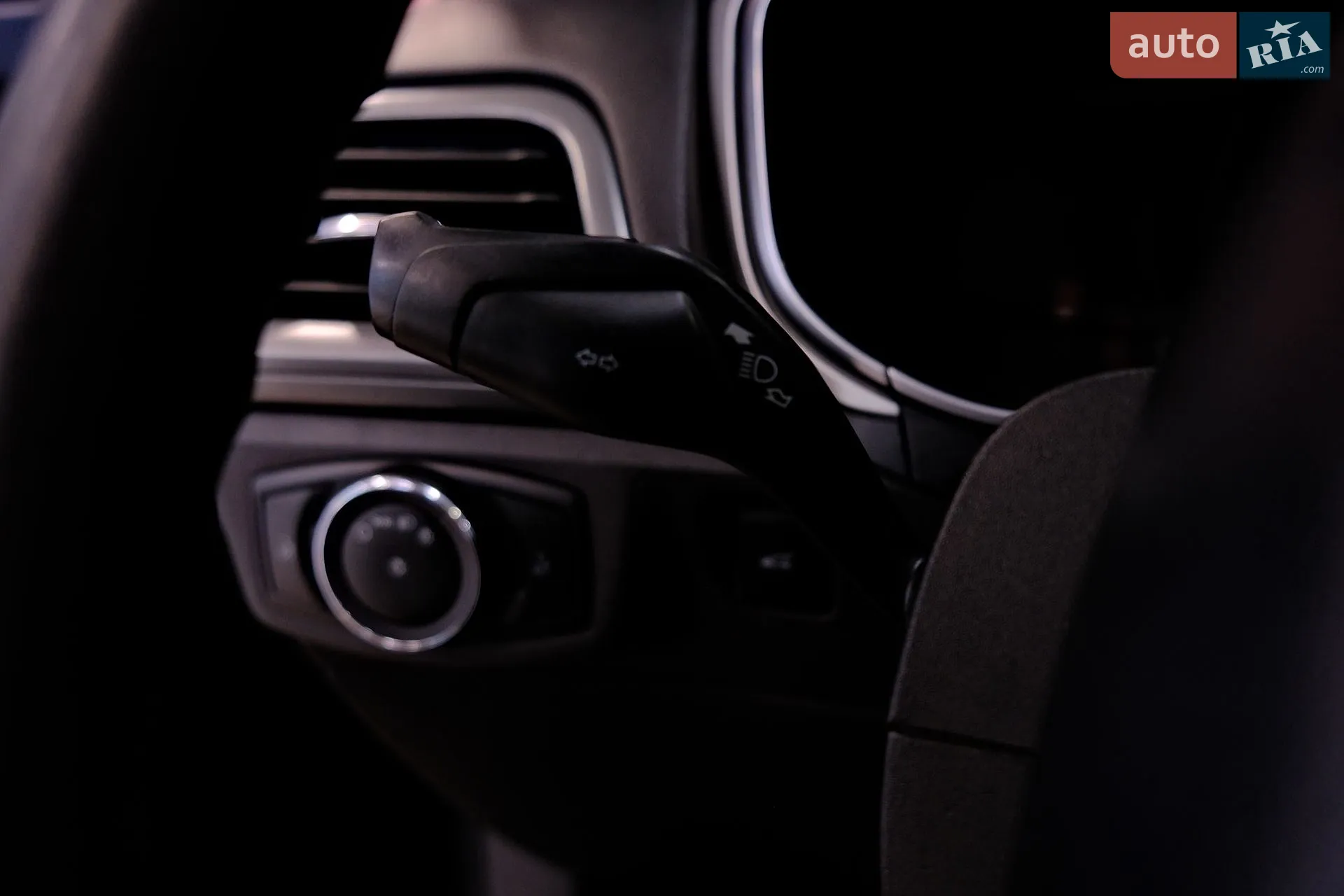 2014 Ford Fusion - мініатюра 19