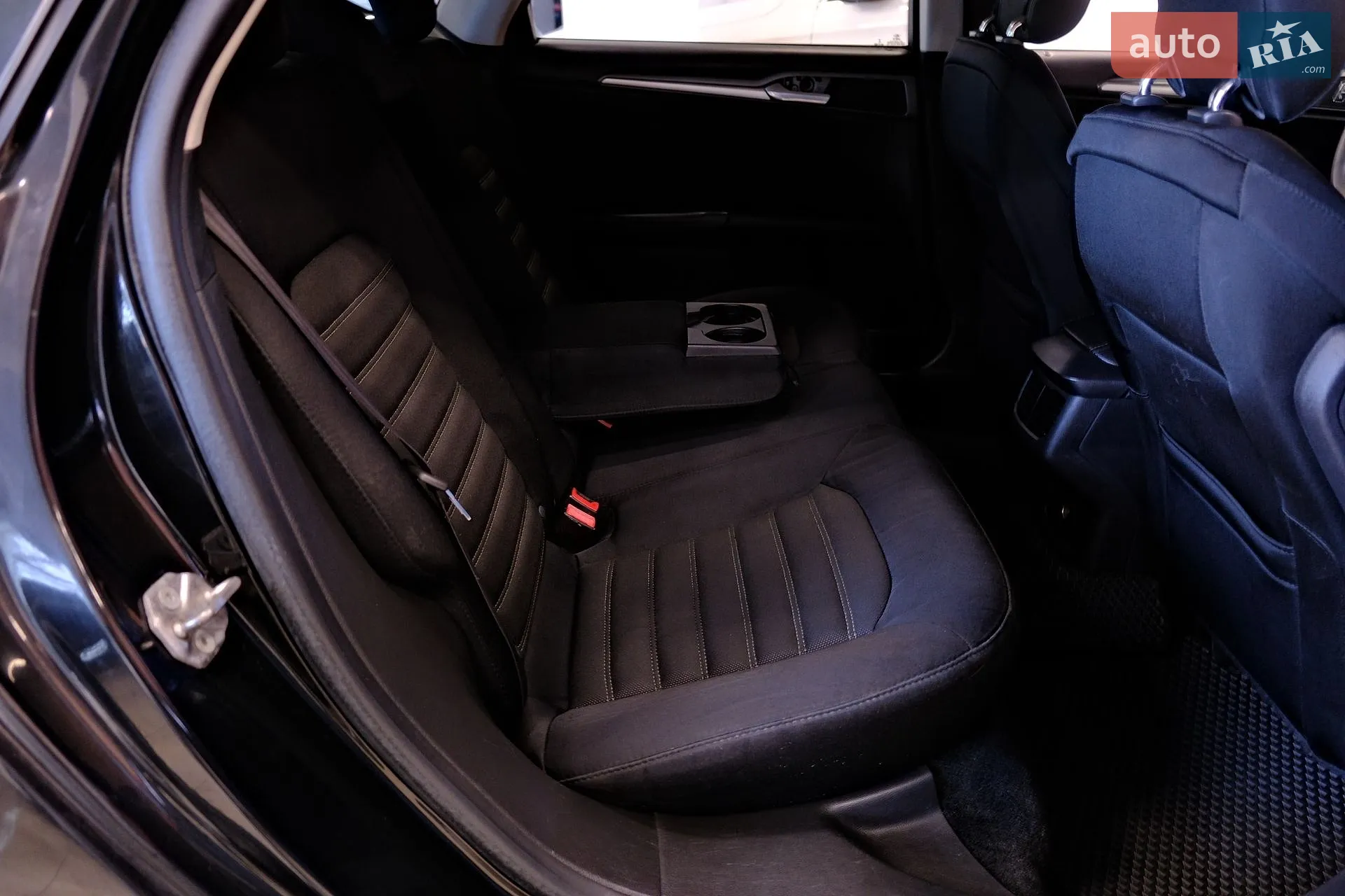 2014 Ford Fusion - мініатюра 31