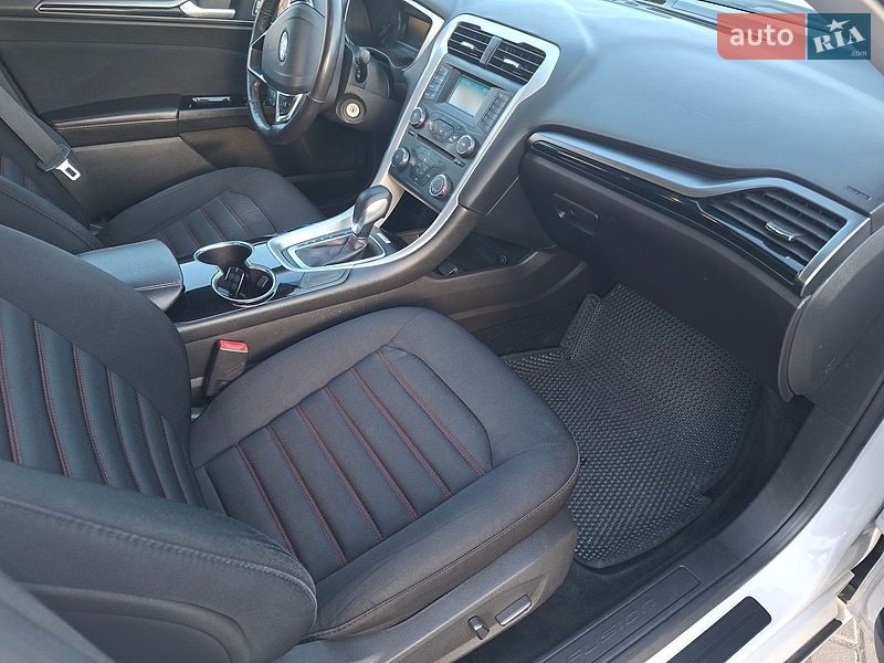 Седан Ford Fusion 2015 в Василькові